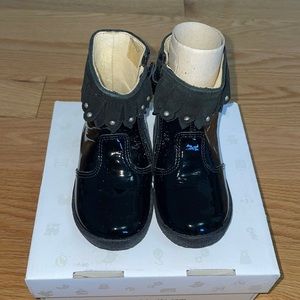 Brand new girls patent leather boots